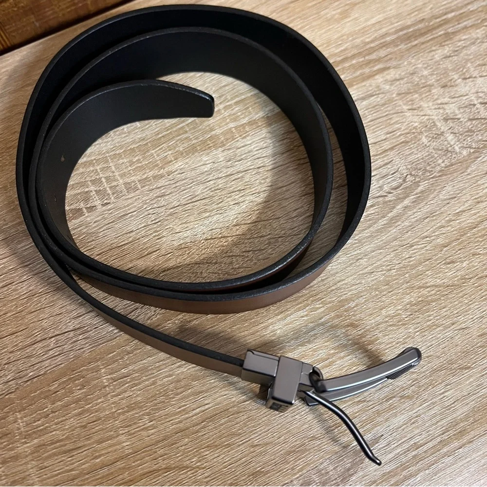 Timberland‎ | Men's Brown Leather Belt with Classic Design 50